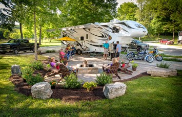 St. Louis West / Historic Route 66 KOA Holiday Photo