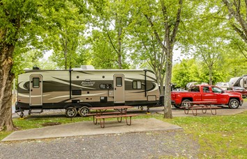 Morgantown / Mylan Park KOA Holiday Photo